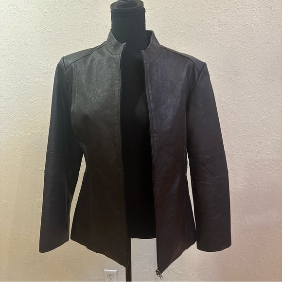 Excelled Collections - Picture 2 of 6